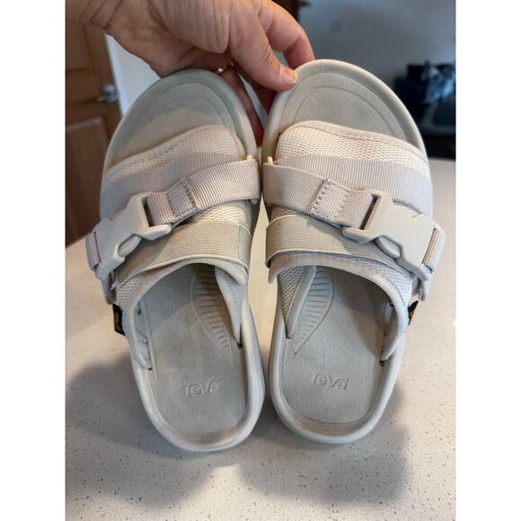 Teva Women's 6 Hurricane Verge Slip-On Slide Sandals in White - Picture 2 of 11